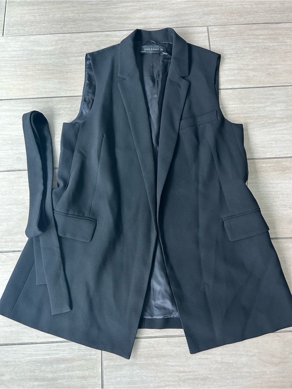Zara Black Sleeveless Tailored Blazer Vest with Waist Tie